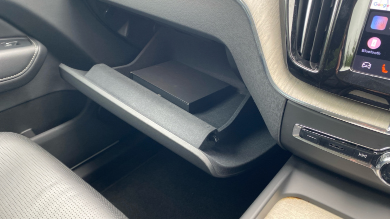 Volvo Xc60 2.0 B5P Inscription 5dr AWD Geartronic Petrol Estate